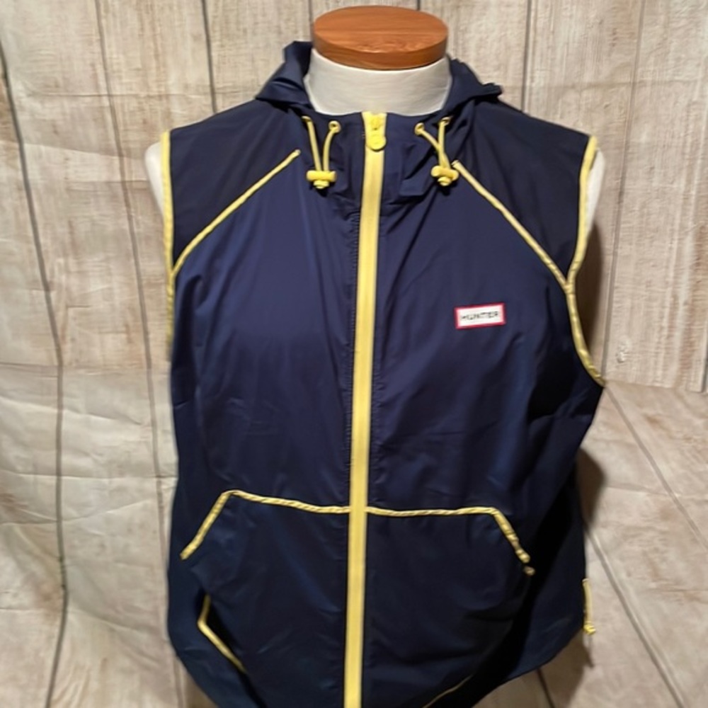 Hunter for Target Navy Sleeveless hooded vest size 2X